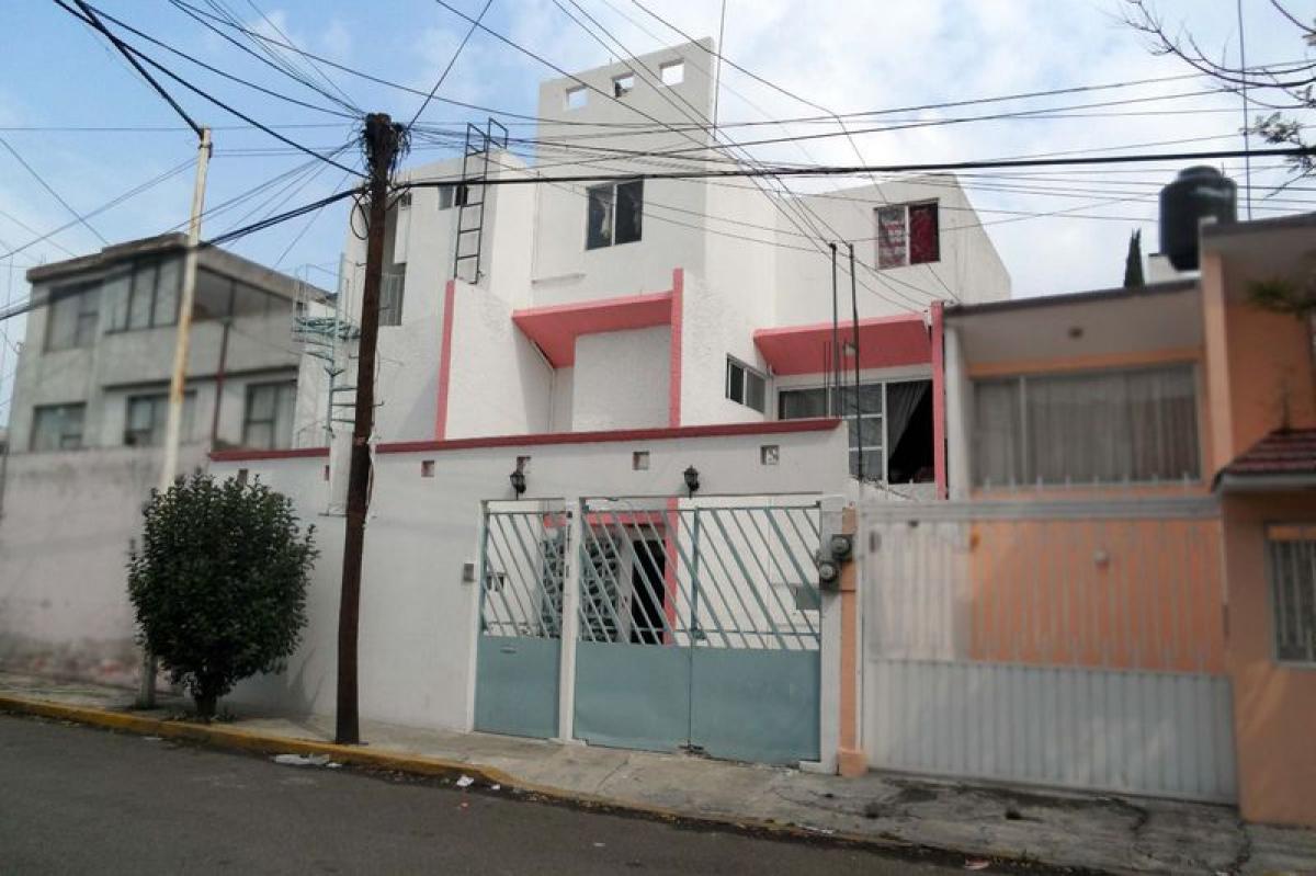 5 bedrooms House in Mexico No. 209393