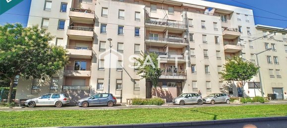 Квартира с 2 спальнями в Лион, Франция № 302286 11