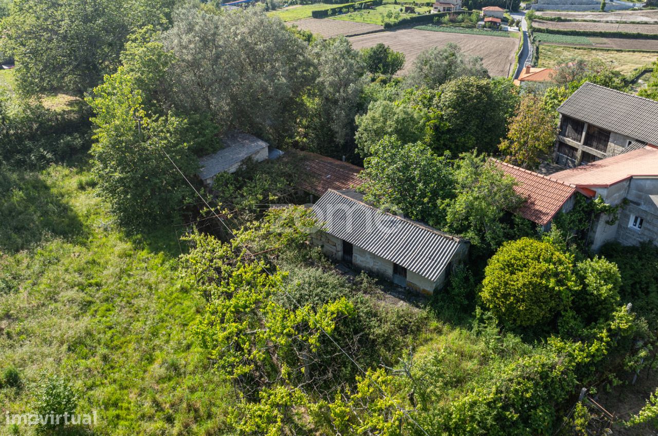 12000m² Land in Fafe, Portugal No. 14250