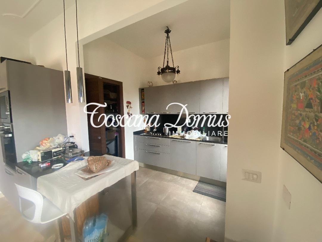 4غرفة شقة في Siena, Italy رقم 17985