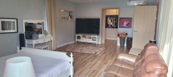 5 bedrooms Cafe / restaurant in Pattaya, Thailand No. 1243 2