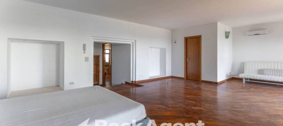 4 bedrooms Villa in Cassano delle Murge, Italy No. 289533 9