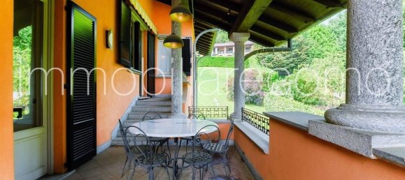 6 غرف نوم فيلا في San Fermo della Battaglia, Italy رقم 264199 19