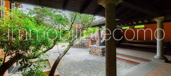 6 غرف نوم فيلا في San Fermo della Battaglia, Italy رقم 264199 10