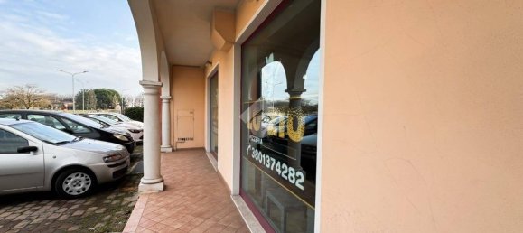 Propiedad comercial de 1 habitación en Offlaga, Italy No. 118208 27