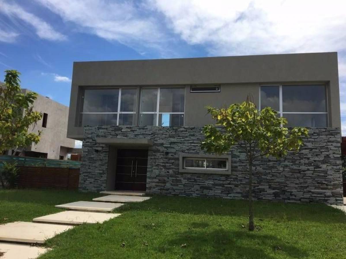 3 bedrooms House in Tigre, Argentina No. 60726