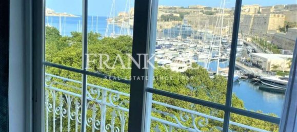 Apartamento de 2 dormitorios en Pieta, Malta No. 4779 2