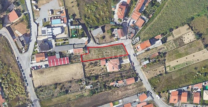 1000m² Land in Madalena, Portugal No. 277413