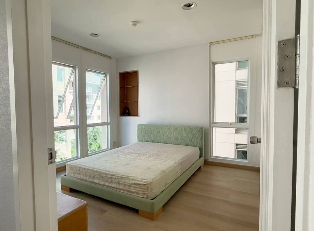 Кондоминиум  в Сатхон, Таиланд № 70287