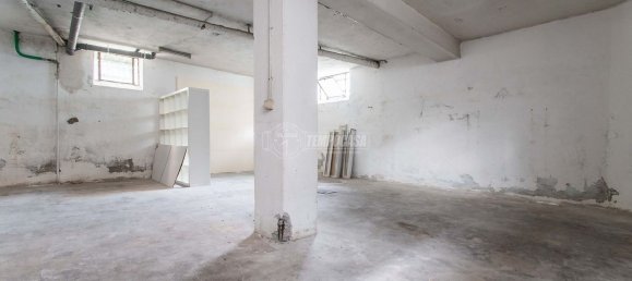 66m² Commercial property in Cusano Milanino, Italy No. 75116 5