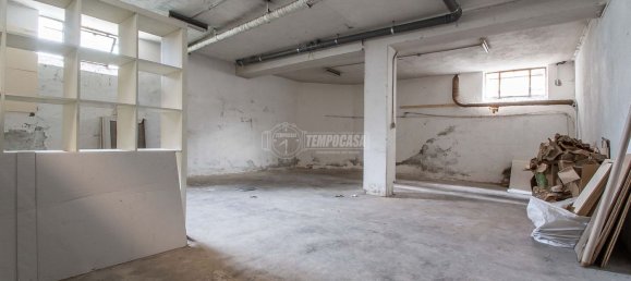 66m² Commercial property in Cusano Milanino, Italy No. 75116 6