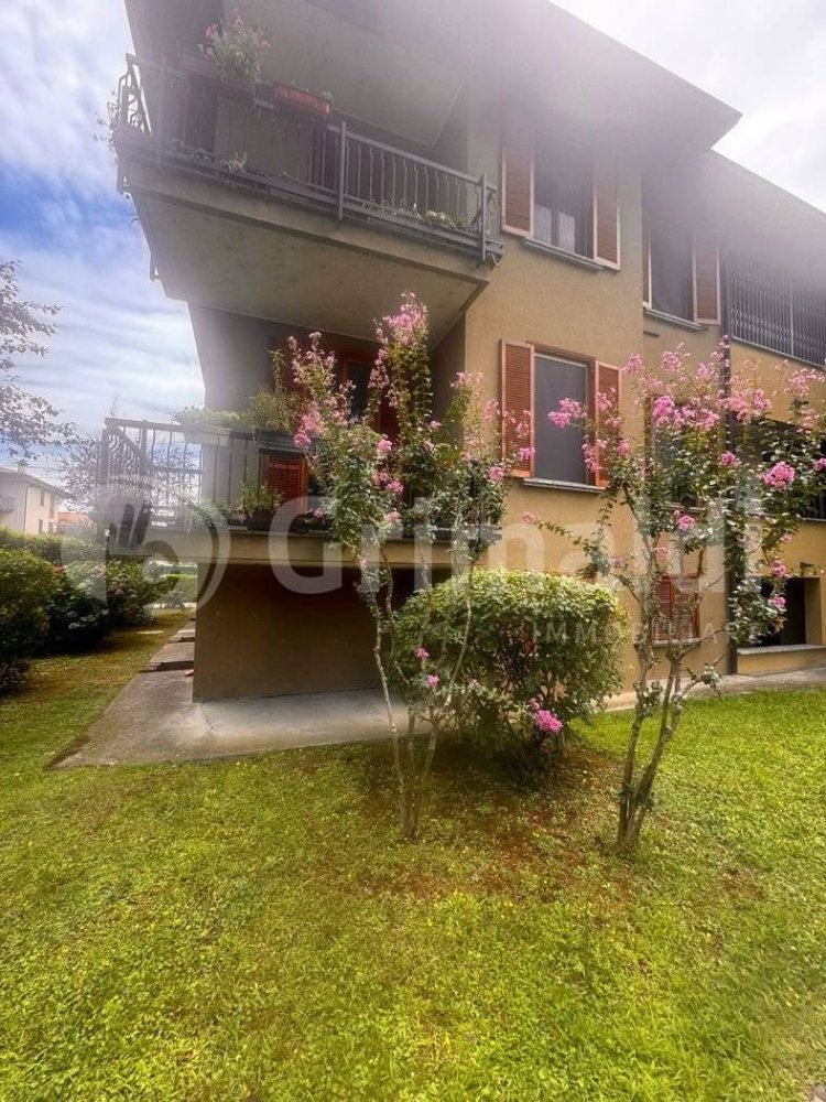 3 Schlafzimmer Wohnung in Pavia, Italy, Nr. 274051