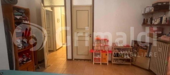 3 Schlafzimmer Wohnung in Pavia, Italy, Nr. 274051 19