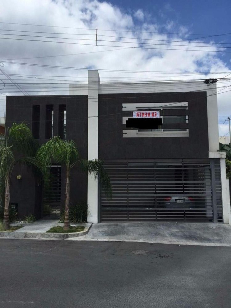 4 bedrooms House in Nuevo Leon, Mexico No. 174434