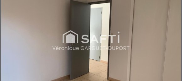 3 bedrooms Building in Narbonne, France No. 205984 14