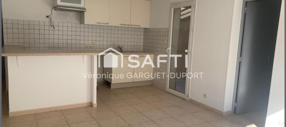 3 bedrooms Building in Narbonne, France No. 205984 9