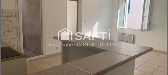 3 bedrooms Building in Narbonne, France No. 205984 11