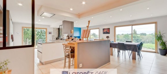 6 bedrooms House in Calvados, France No. 362159 6