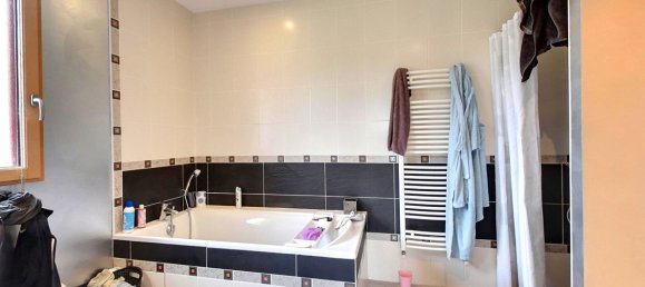 6 bedrooms House in Calvados, France No. 362159 10