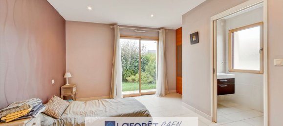 6 bedrooms House in Calvados, France No. 362159 8