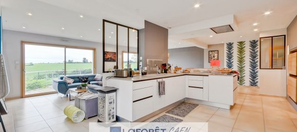 6 bedrooms House in Calvados, France No. 362159 4