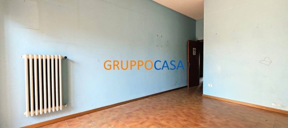 4 rooms Apartment in Altopascio, Italy No. 293100 8