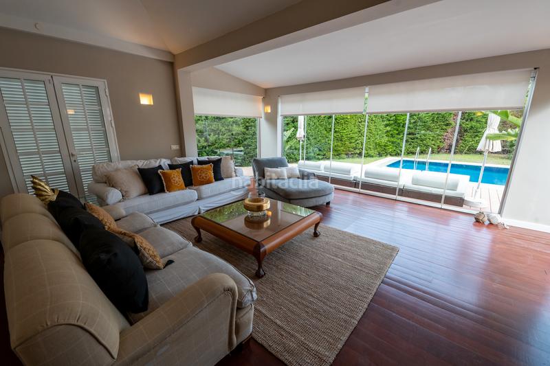 4 غرف نوم فيلا في Adeje, Spain رقم 117127