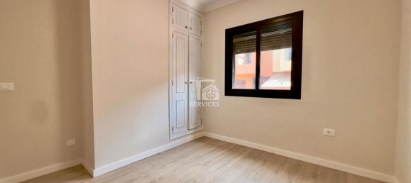 3 bedrooms Duplex in Adeje, Spain No. 143980 2