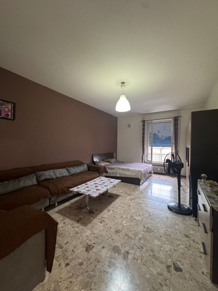 4 bedrooms Apartment in Parma, Italy No. 319120