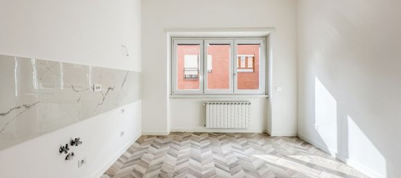 2 rooms Apartment in Rome, Italy No. 16942 19