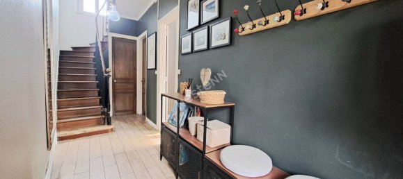 Casa de 5 dormitorios en Viarmes, France No. 186265 10