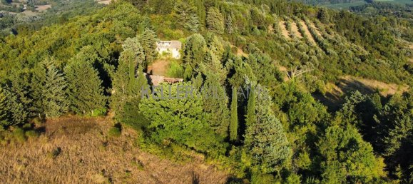 Land in Città di Castello, Italy No. 379083 8