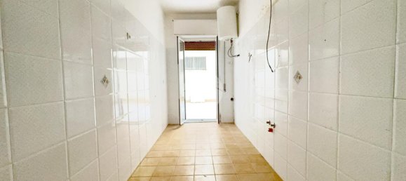 Apartamento de 3 dormitorios en Palermo, Italy No. 272070 27