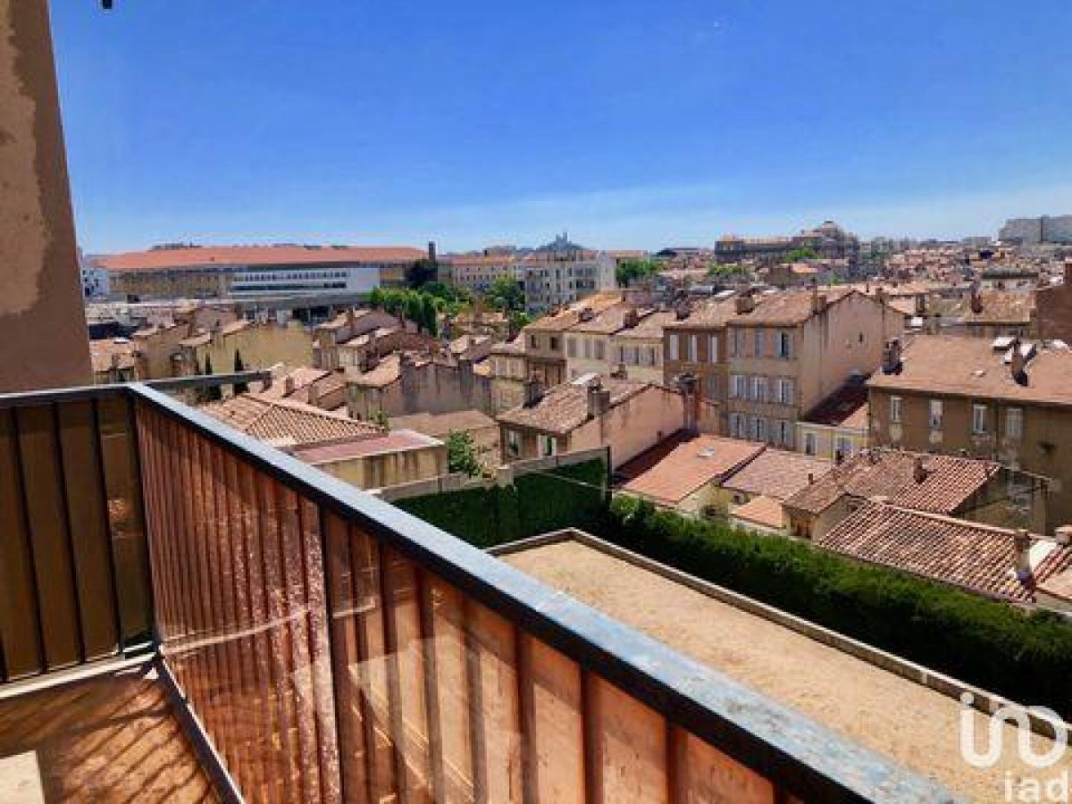 Studio in the Condo in Marseille, France No. 9930