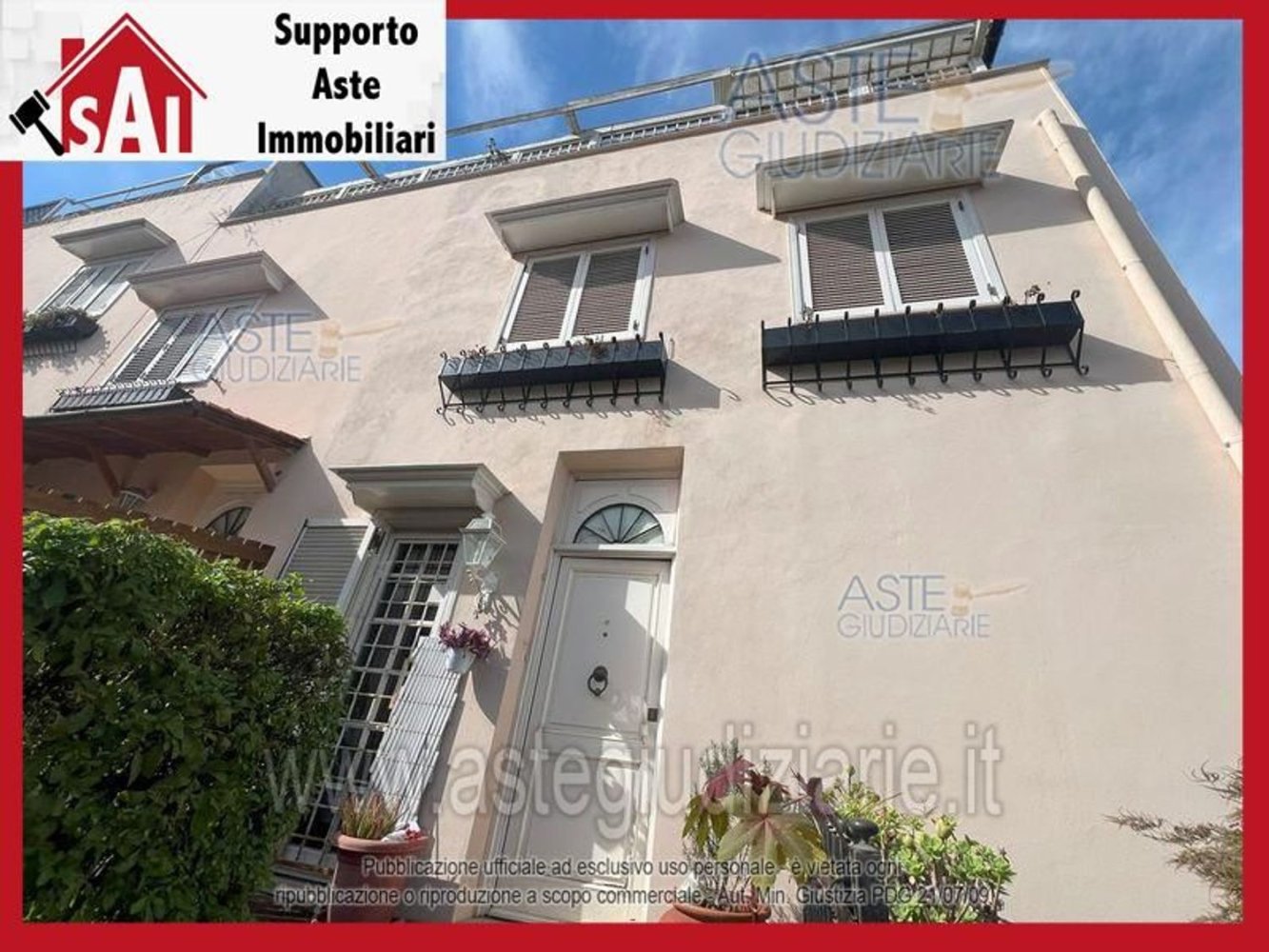 5 bedrooms Apartment in Rome, Italy No. 334119