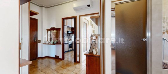 Квартира с 2 спальнями в Пессано кон Борнаго, Италия № 352162 35