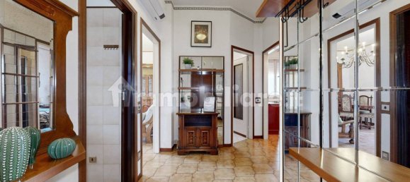 Квартира с 2 спальнями в Пессано кон Борнаго, Италия № 352162 3