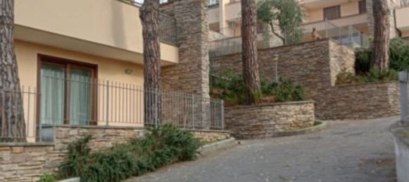 5-Zimmer Wohnung in Perugia, Italy, Nr. 42995 2
