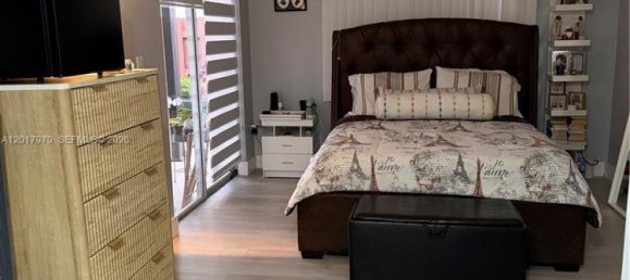4 dormitorios villa en venta en Miami, Miami-Dade, Florida, USA № 615248 12