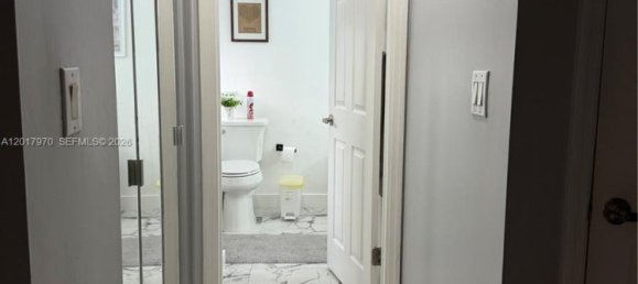 4 dormitorios villa en venta en Miami, Miami-Dade, Florida, USA № 615248 5