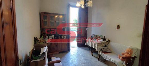 Casa de 6 habitaciónes en Massa e Cozzile, Italy No. 171900 4