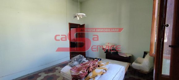 Casa de 6 habitaciónes en Massa e Cozzile, Italy No. 171900 12