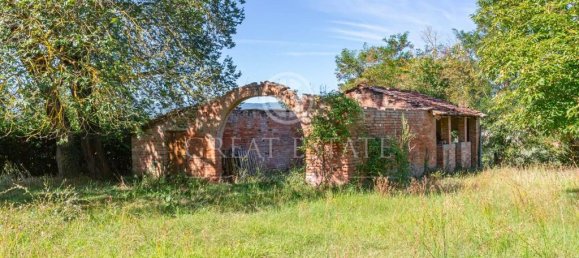 7 bedrooms House in Chiusi, Italy No. 77278 15