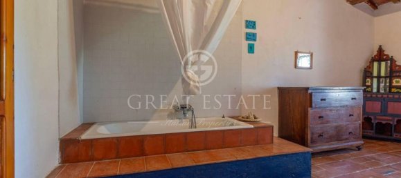 7 bedrooms House in Chiusi, Italy No. 77278 48