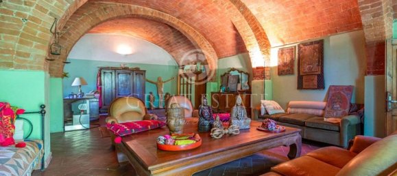 7 bedrooms House in Chiusi, Italy No. 77278 26