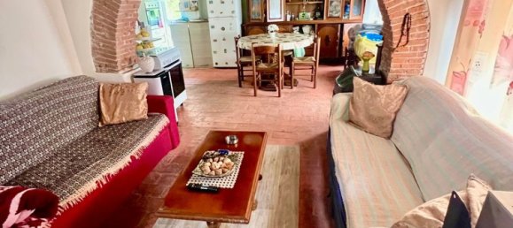 5 rooms House in Pietrasanta, Italy No. 299871 2