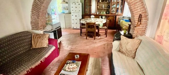 5 rooms House in Pietrasanta, Italy No. 299871 4