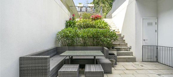 4 bedrooms House in London, United Kingdom No. 14197 8