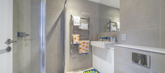 4 bedrooms House in London, United Kingdom No. 14197 22