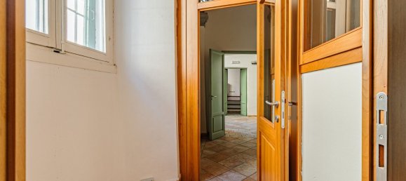 مكتب في Pistoia, Italy 173متر مربع رقم 342408 2